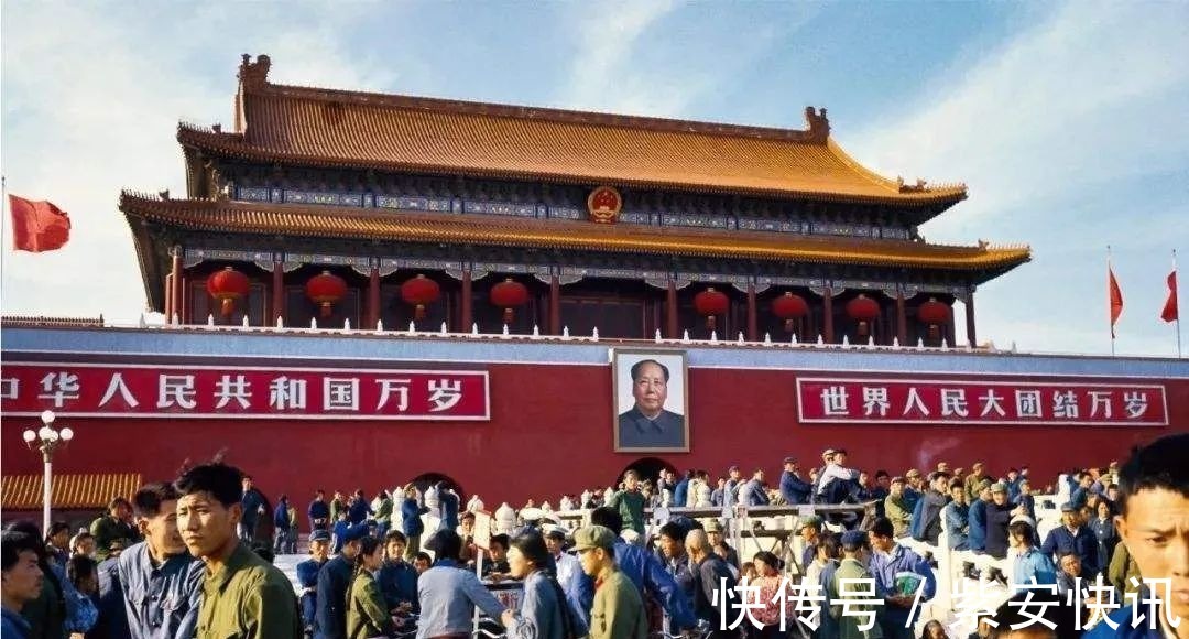 旅游|30年前的人是怎么旅游的?看完这组老照片震惊了!