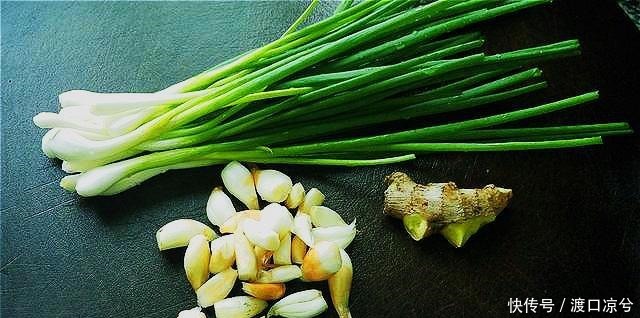 这菜是我老公的最爱,餐馆38元一份,在家也能轻松做,好吃实惠