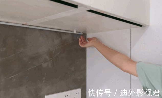 饮食习惯|家里没餐厅，灵机一动厨房客厅这样做，完工惊艳全小区，晒晒