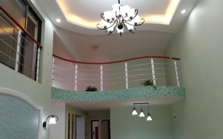 阁楼|老公坚持买顶楼，完工后还挺实用，一层变两层，尤其客厅，漂亮