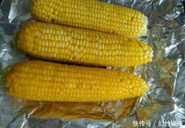 南方人第一次吃东北美食,反应“过于真实”,馋的像200斤胖子