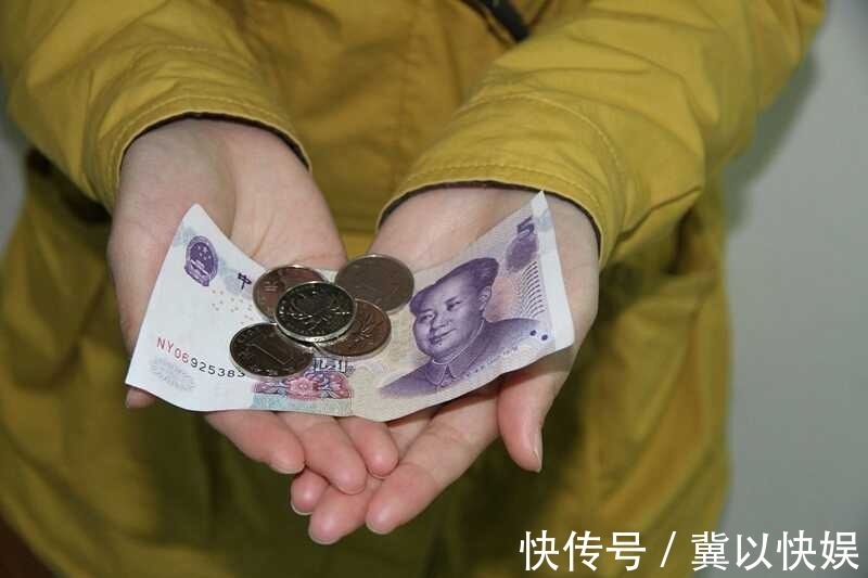 孩子|当孩子“向你要钱”时,家长要学会这3句话,孩子长大后更出息