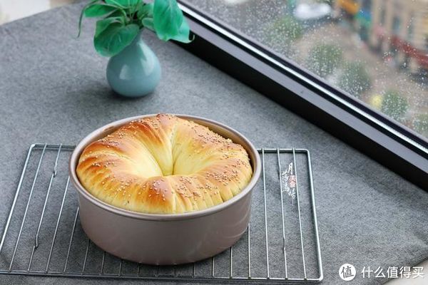 面团|这面包太软了，拉丝那么长，好吃到流泪，居然只要发酵一次