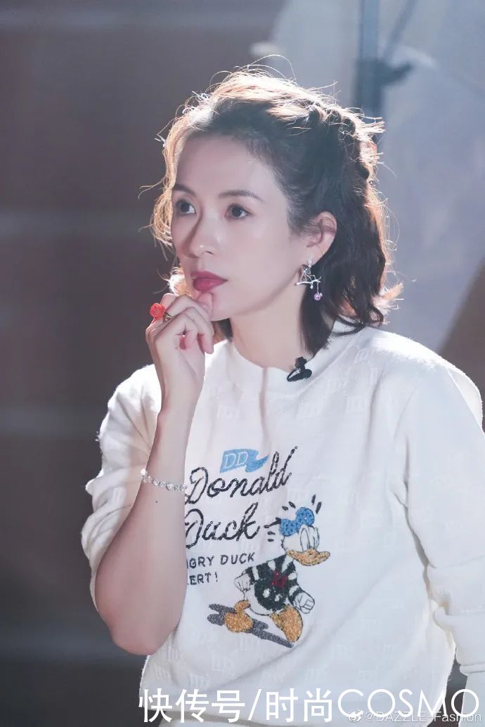 设计师刘雯再上线，这次实穿性5颗星|时髦办 |女生一定要知道的高级感香水，你懂的\＂,\＂i10\＂:\＂美人计