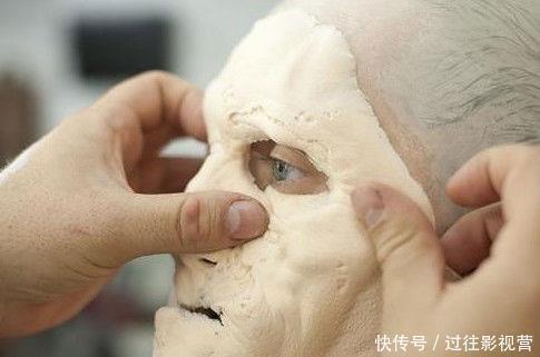 云遮雾障|我们被骗了这么久,看到这个僵尸的化妆,网友们终于释然了