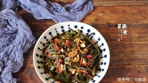 天天没胃口,做个小菜改善一下伙食,每次做一碟,孩子都抢着吃