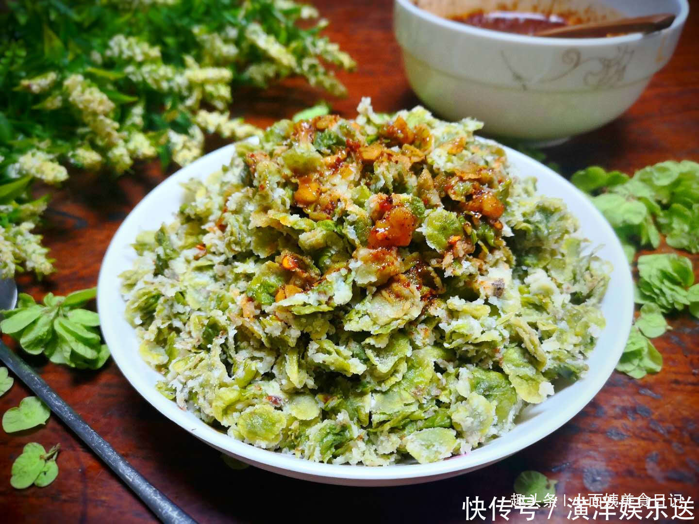 榆树|藏在树上的“安眠药”,就这几天树上有,偶尔吃一点,一觉自然醒