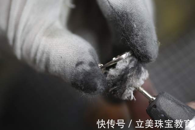 技能|珠宝首饰工艺师好做吗?需要了解哪些技能?