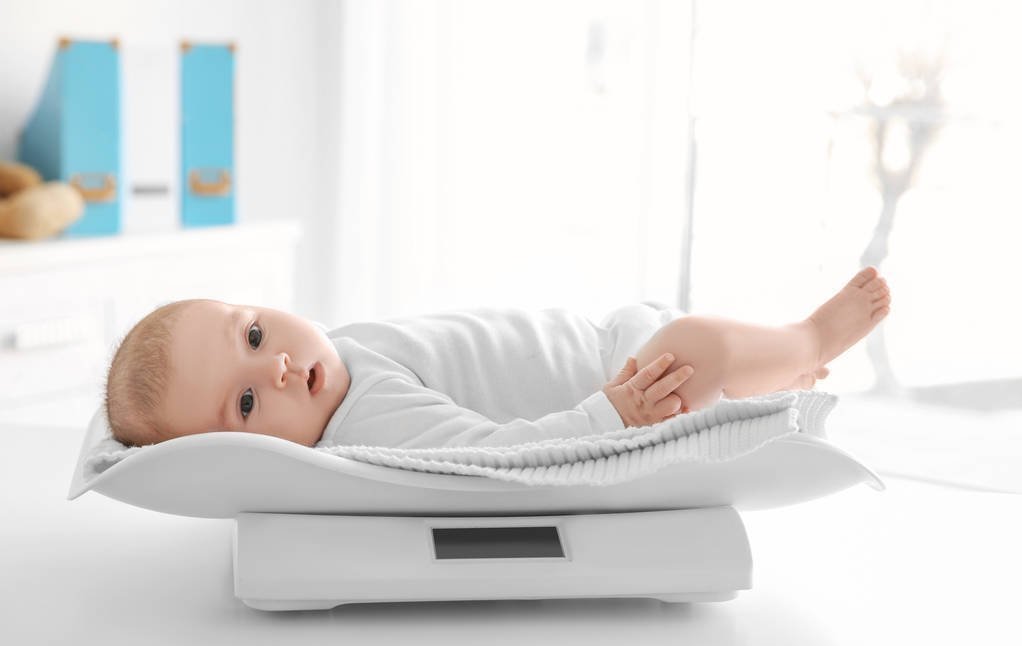 宝宝|宝宝何时需戒夜奶?最晚不超过这月,或对娃身高、颜值都有影响