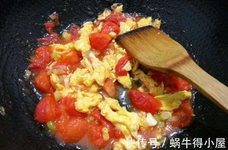 酸甜|西红柿炒鸡蛋窍门多,记住两点,做好酸甜开胃,一周吃五次都不腻