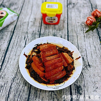 料酒|神秘美味年夜饭必备：梅菜扣肉，今晚请偷偷吃