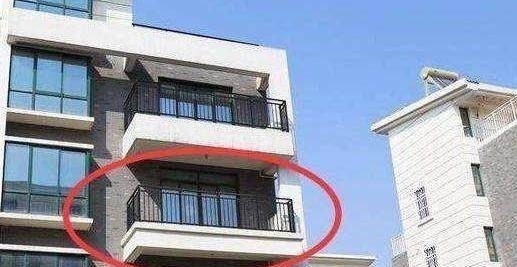 户型|买房遇到这种阳台的户型，再便宜都别买，有钱人一看就懂！