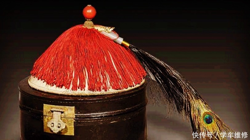 眼花|“三眼花翎”的地位到底有多高，为什么那么难获得，连和珅都没有