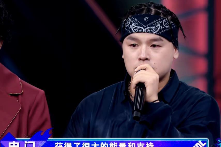 《街舞4》:淘汰日本编舞师,敲打黄潇,张艺兴做出正确选择!