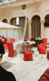 |搞笑GIF:新式洗碗法,了解一下!