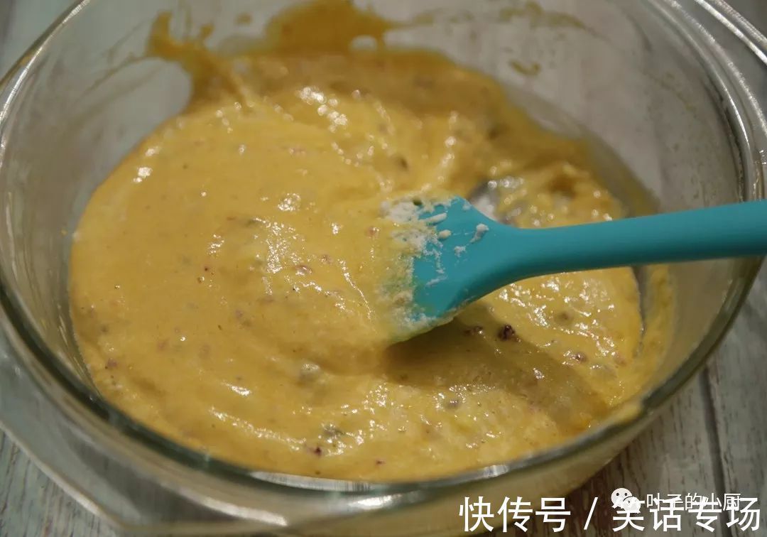 没有烤箱怎么做蛋糕4种方法电饭煲、微波炉、平底锅和蒸蛋糕