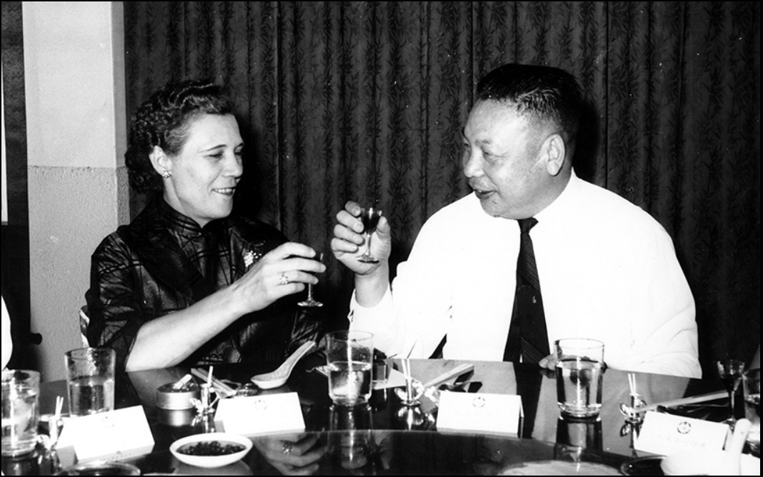 儿子|蒋经国在苏联娶妻生子，回国后，他又爱上一寡妇，并生下两个儿子