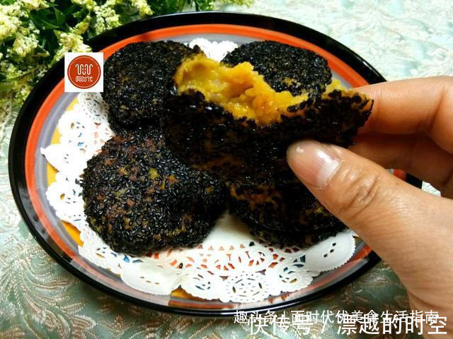 红薯饼的新做法，不烤不油炸，健康又美味，做法还简单！