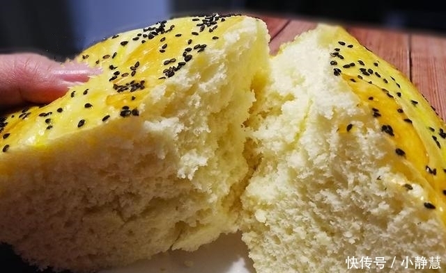  不用|面粉里打一个鸡蛋，不用烤箱，不用电饭锅，简单一做，比吃肉还香