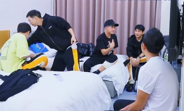 追哥赛制乱,实力差,杨幂没有锦上添花,还连累了郑爽