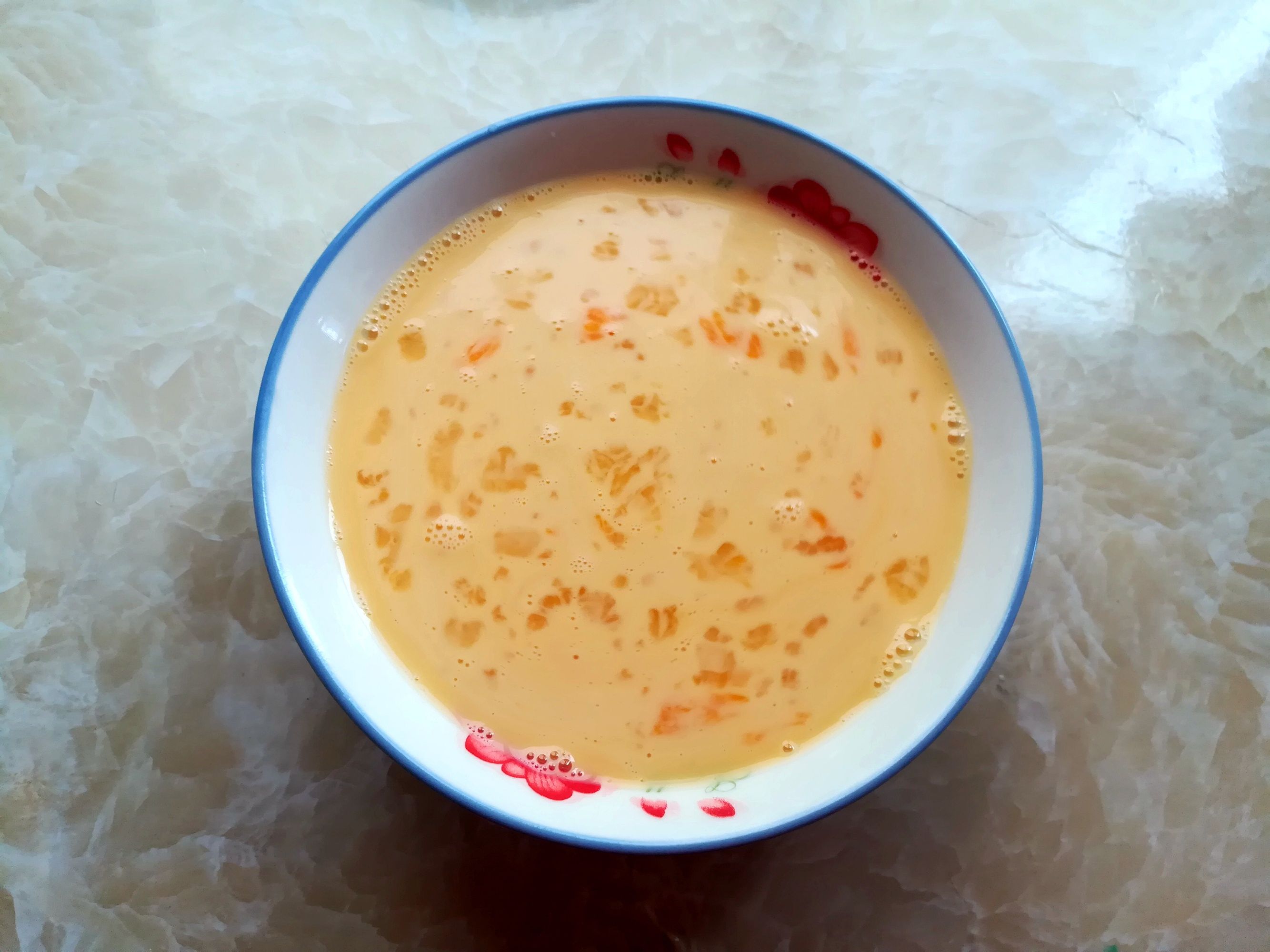 鸡蛋牛奶是绝配，上锅蒸8分钟，香嫩细腻营养高，孩子天天都想吃