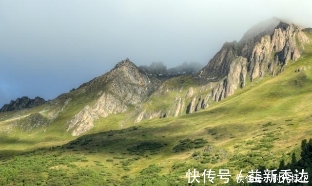 天蝎座|三个定力强大的星座，活得通透，面对诱惑依旧清醒，实力出类拔萃