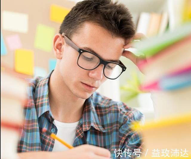 心理健康|高中男孩跳楼留下遗言妈妈的“鼓励”，让我太累