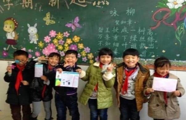 乾隆|乾隆一生作4万首诗,有一首入选小学课本,小学生看一遍就会背