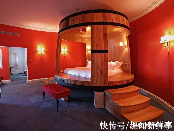 毛茸茸|外国网友晒出各种奇怪的床，简单的睡床还能这样玩，长见识了