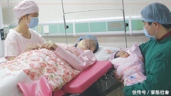 阿果|产妇正在分娩突然大喊“别管我,快救救我老公”,医生吓了一跳
