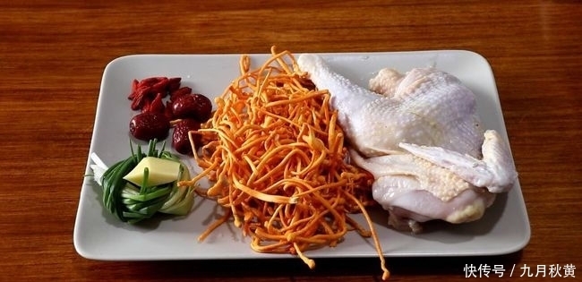 鸡汤|你吃过虫草花鸡汤吗?小火慢煨出来的鸡汤,喝着特别的鲜