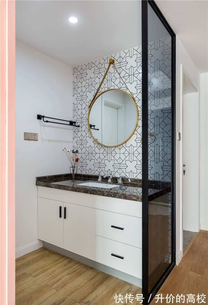 薄柜|偷出5处面积做薄柜,体验过才知道,真的超实用!