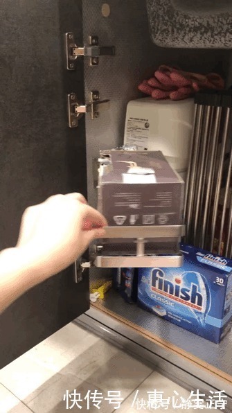 柜子|房子住了4年,厨房却始终如新多亏橱柜这么设计朋友都羡慕