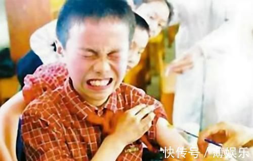 针头|儿科医院里,“戏精宝宝”打针时的表情火了,网友:都怪前奏太长