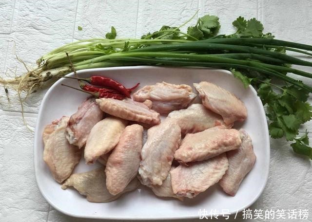 孩子最爱的菜,一周吃3回都嫌不够,简单一焖,香到连汁也不放过