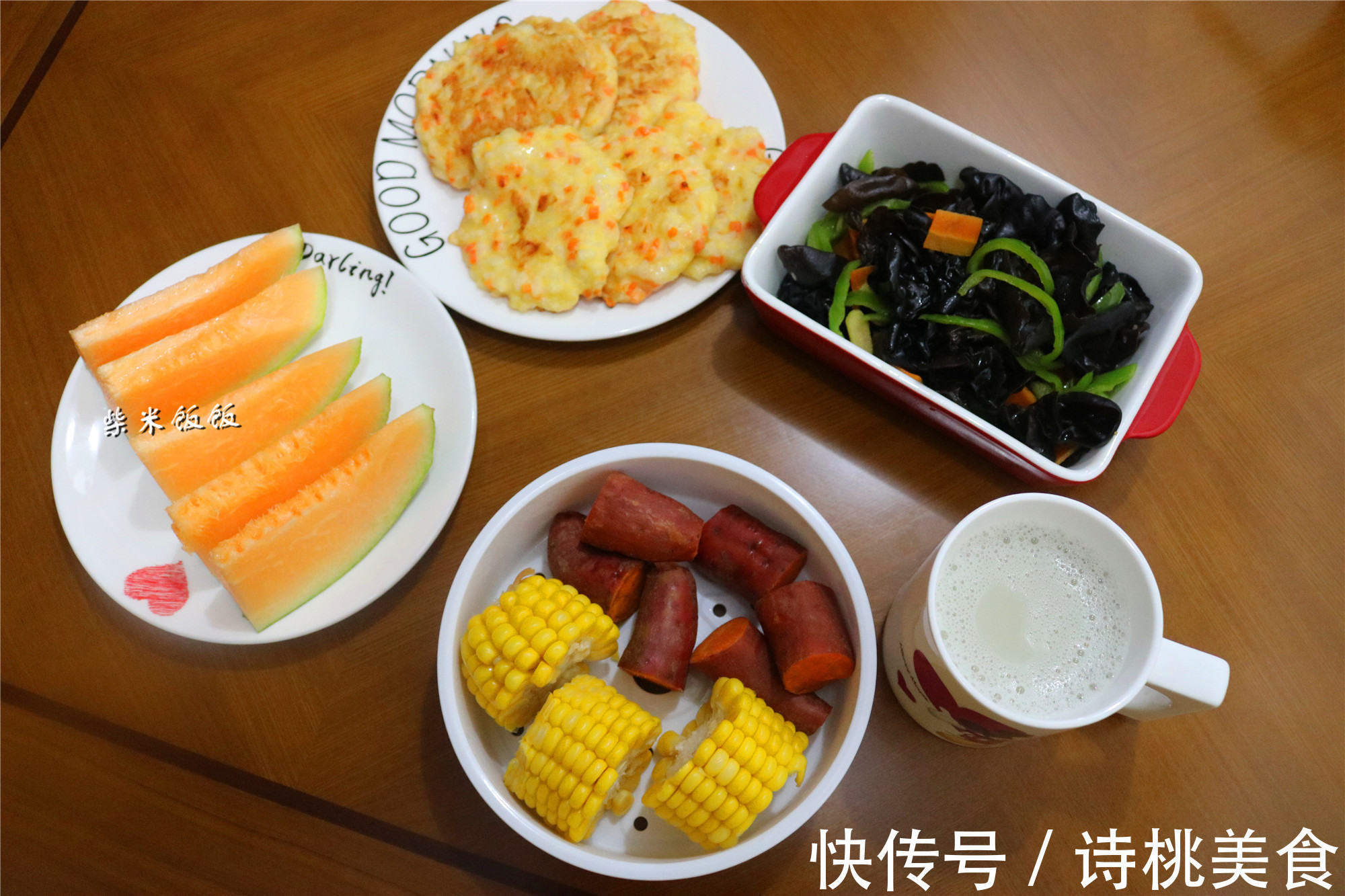 米饭鸡蛋饼|8点进厨房，8点30吃早餐，朋友说早餐搭配很不错，跟着做