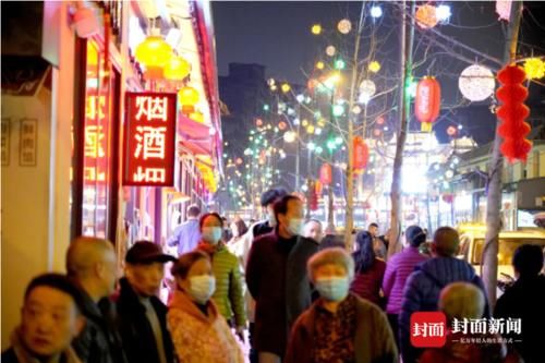 灯笼亮了 成都年味浓了|图说生活 |灯笼亮了 成都年味浓了\＂,\＂i11\＂:\＂图说生活