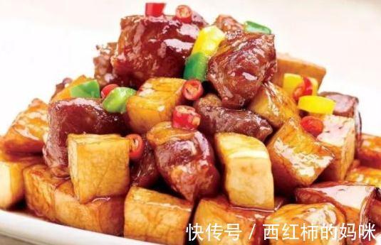 杏鲍菇牛肉粒|强降雨天气让孩子冻得浑身发抖,多吃暖身菜,暖身养胃体质强