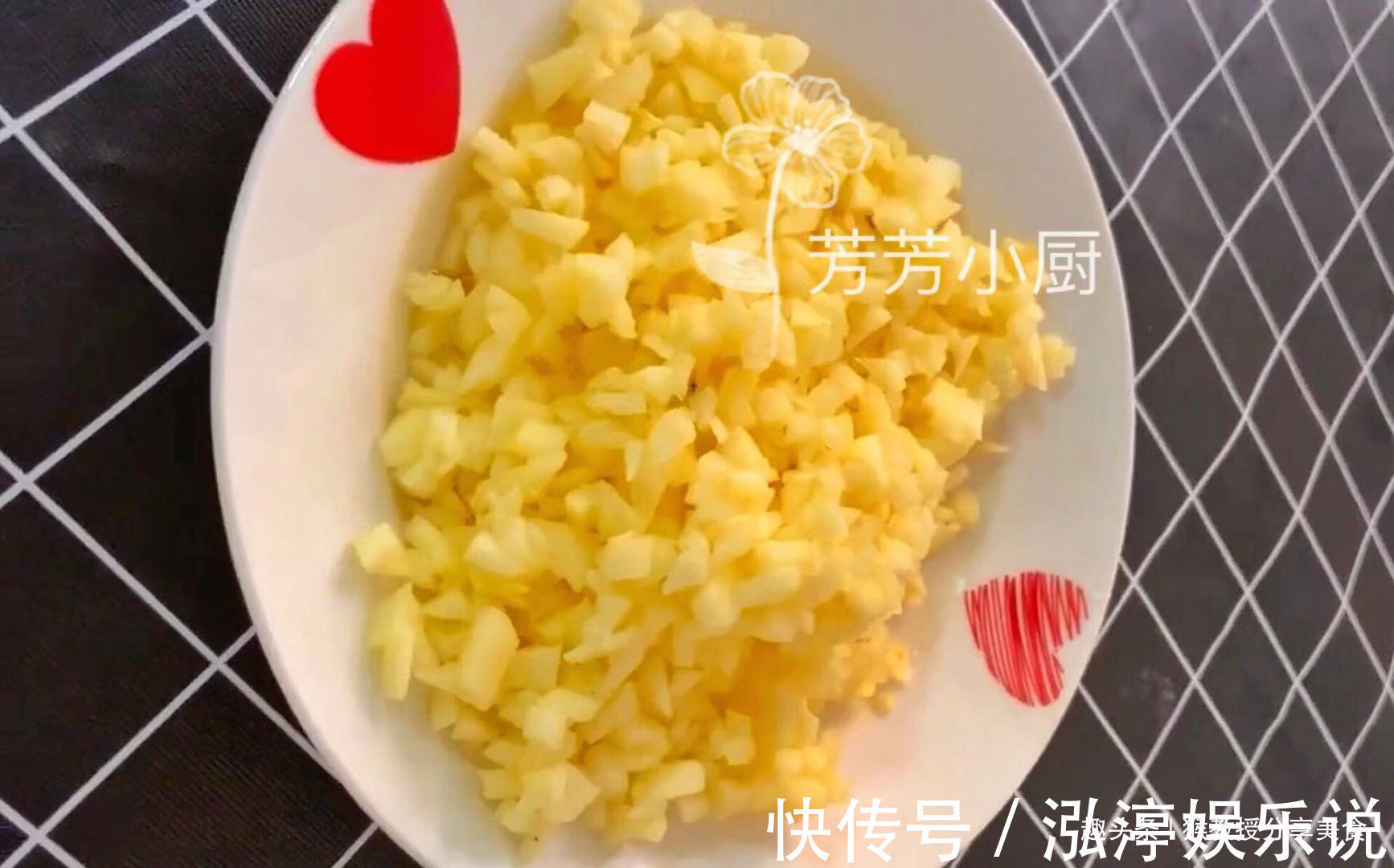 苹果|1包纯牛奶2个鸡蛋,不用烤箱也能做点心,清香营养,比买的还好