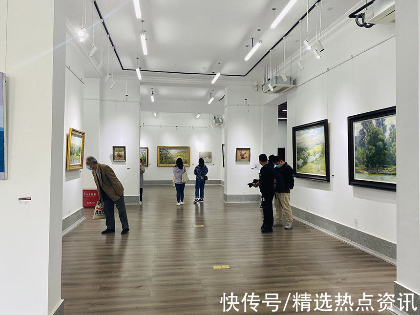 boe#“江汉烟霞”国际书画展在武汉举办