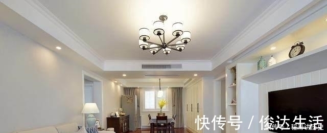 阳台上|多亏老婆这个明智的决定,在电视墙做一圈柜子,完工后漂亮又实用