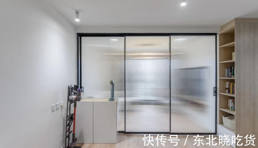 次卧|现代风格的绝美搭配,厨房和餐厅连在一起,不仅实用还能享受阳光