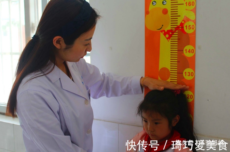 一日三餐|想让孩子长高,早餐最好远离这食物,“3不原则”父母更要早了解