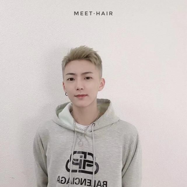 男发无论怎么剪，还是两侧推短受欢迎，越来越多男士这样剪