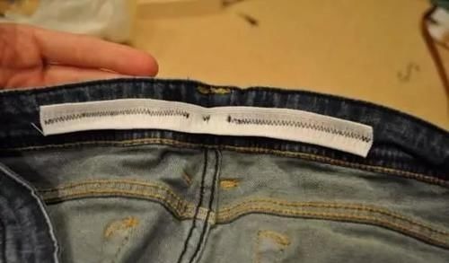 衣服拉链坏掉,不用花钱修,一根吸管就解决,方法实在太简单