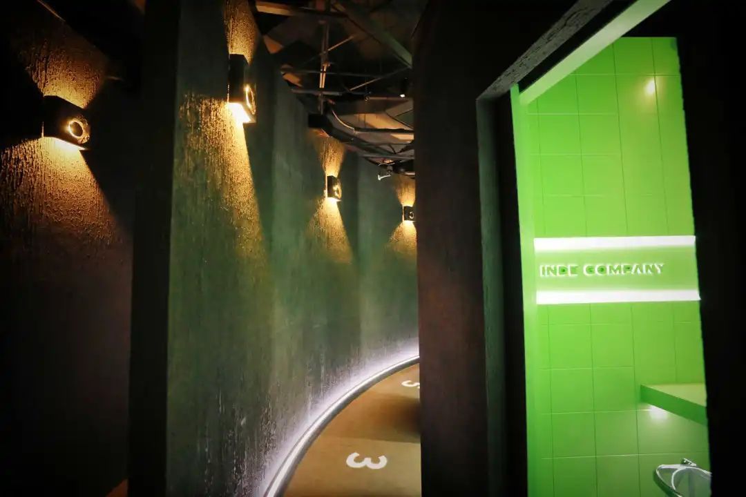 面店|这家面馆突然火了!一碗速食面卖57元?两个人一起还不能吃?