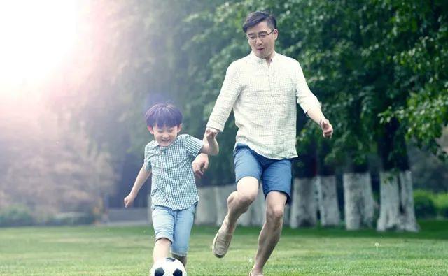 孩子|“妈矮矮一窝”?别被骗了,这些方面功课做足,孩子个头不会太矮