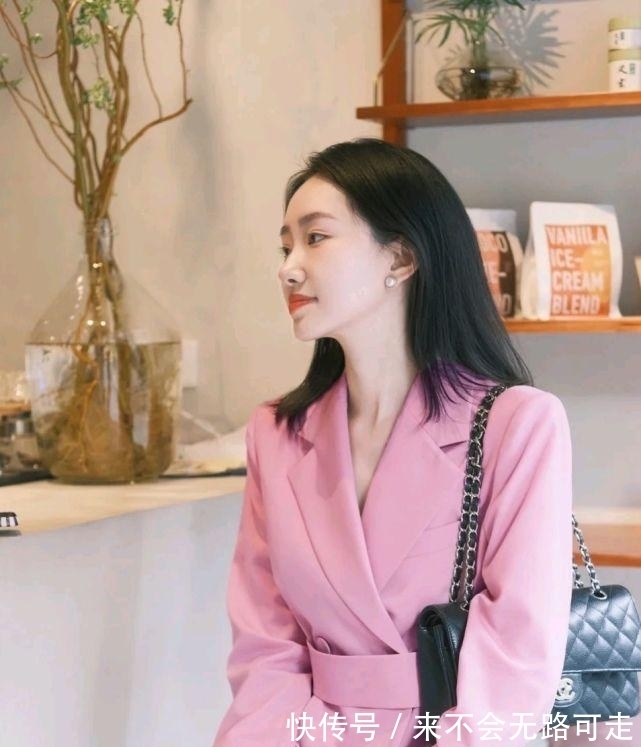 西装裙|上班穿什么?简约干练又不失温柔的穿搭,可以把自身的魅力放大化