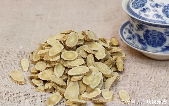 黄芪泡水不能长期服用会对身体有什么影响