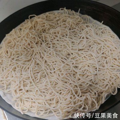 有了这盘蒸面条，米饭都要多煮几碗